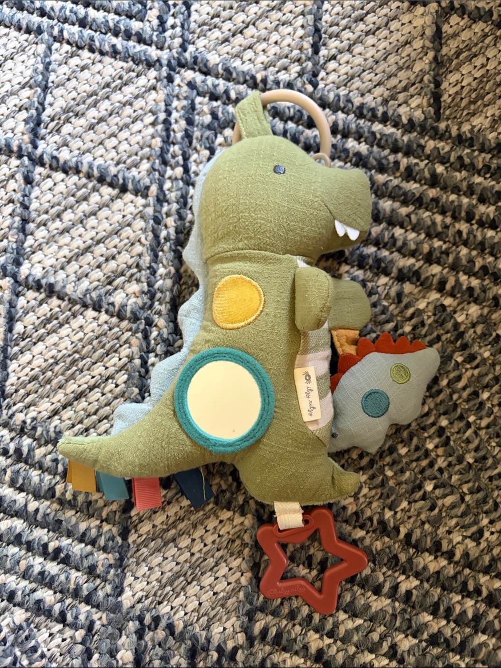 Itzy Ritzy Hanging Toy